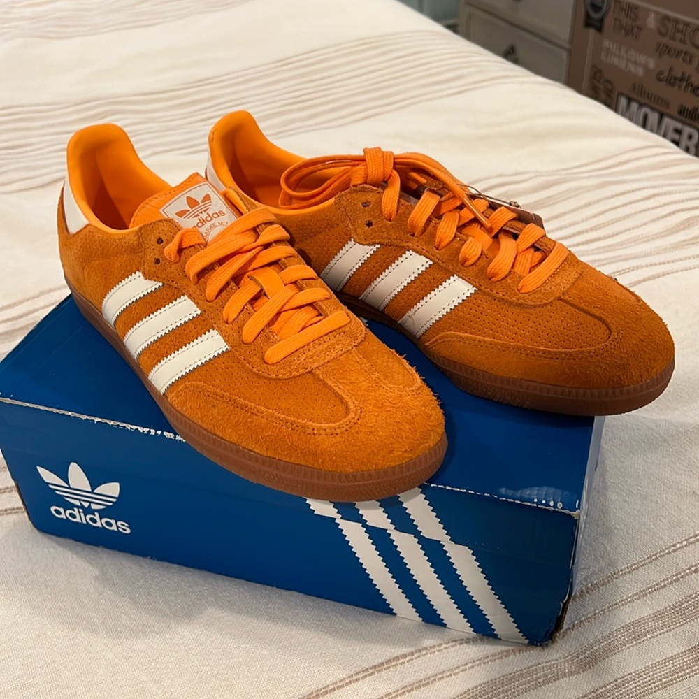 Orange custom sambas
